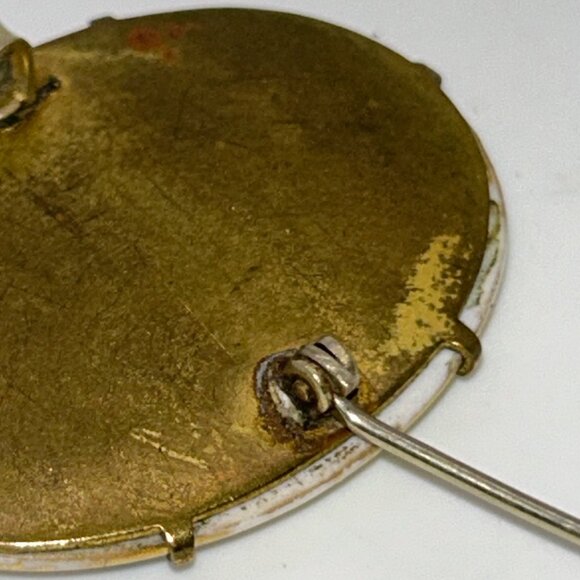 Antique Hand-Painted Forget-Me-Not Floral Oval Brooch Pin With Brass C-Clasp - Picture 11 of 11